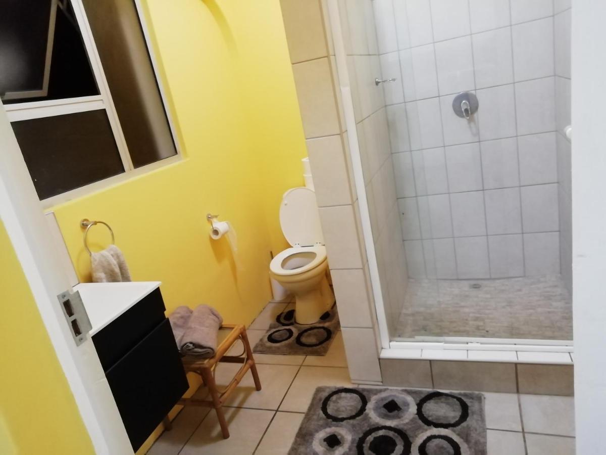 Poolside Guest House พอร์ตเชพสโตน ภายนอก รูปภาพ