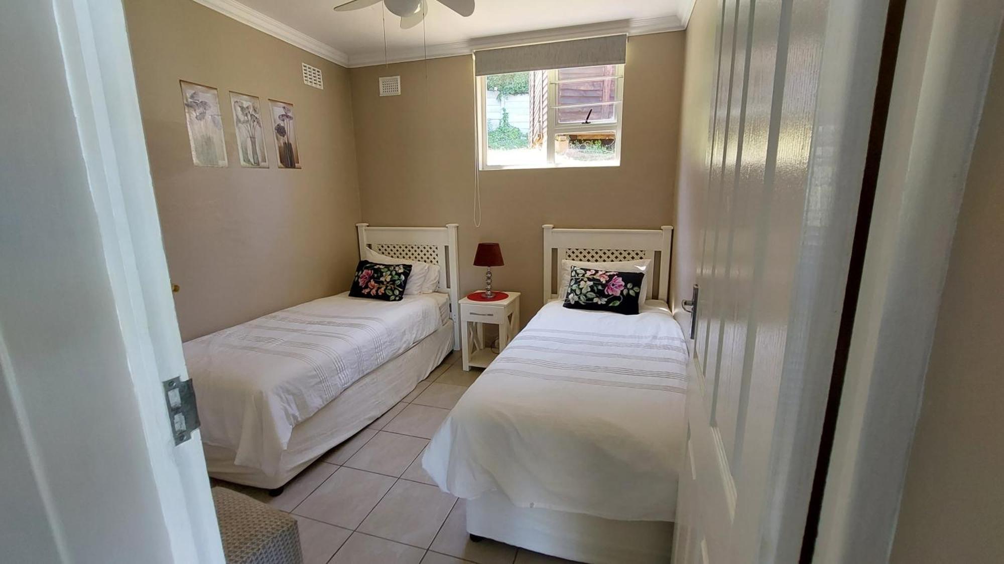 Poolside Guest House พอร์ตเชพสโตน ภายนอก รูปภาพ